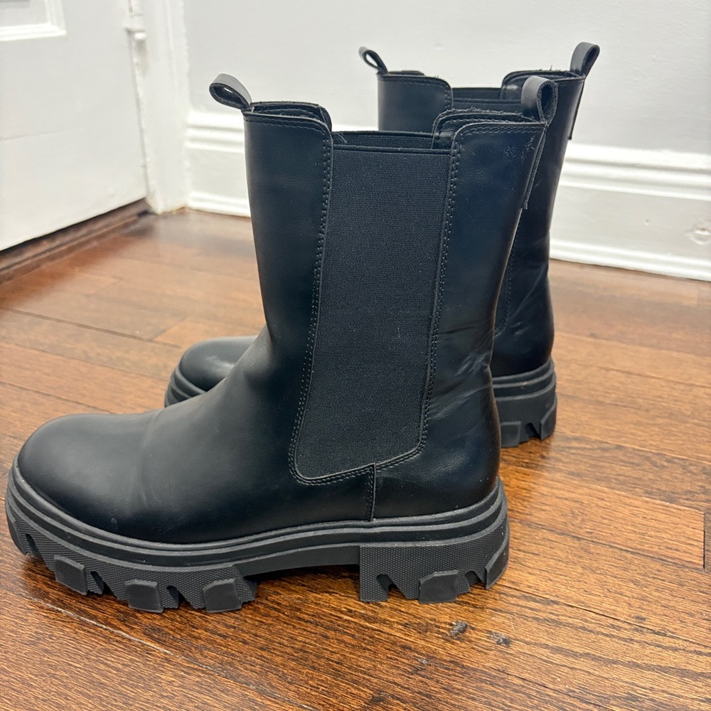 Black Chunky Boots